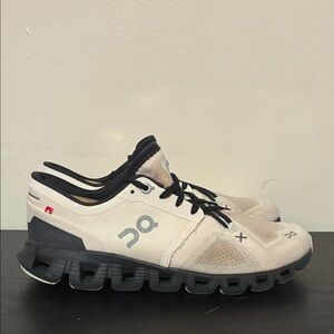 On Running clouds x3 sneakers fawn size8